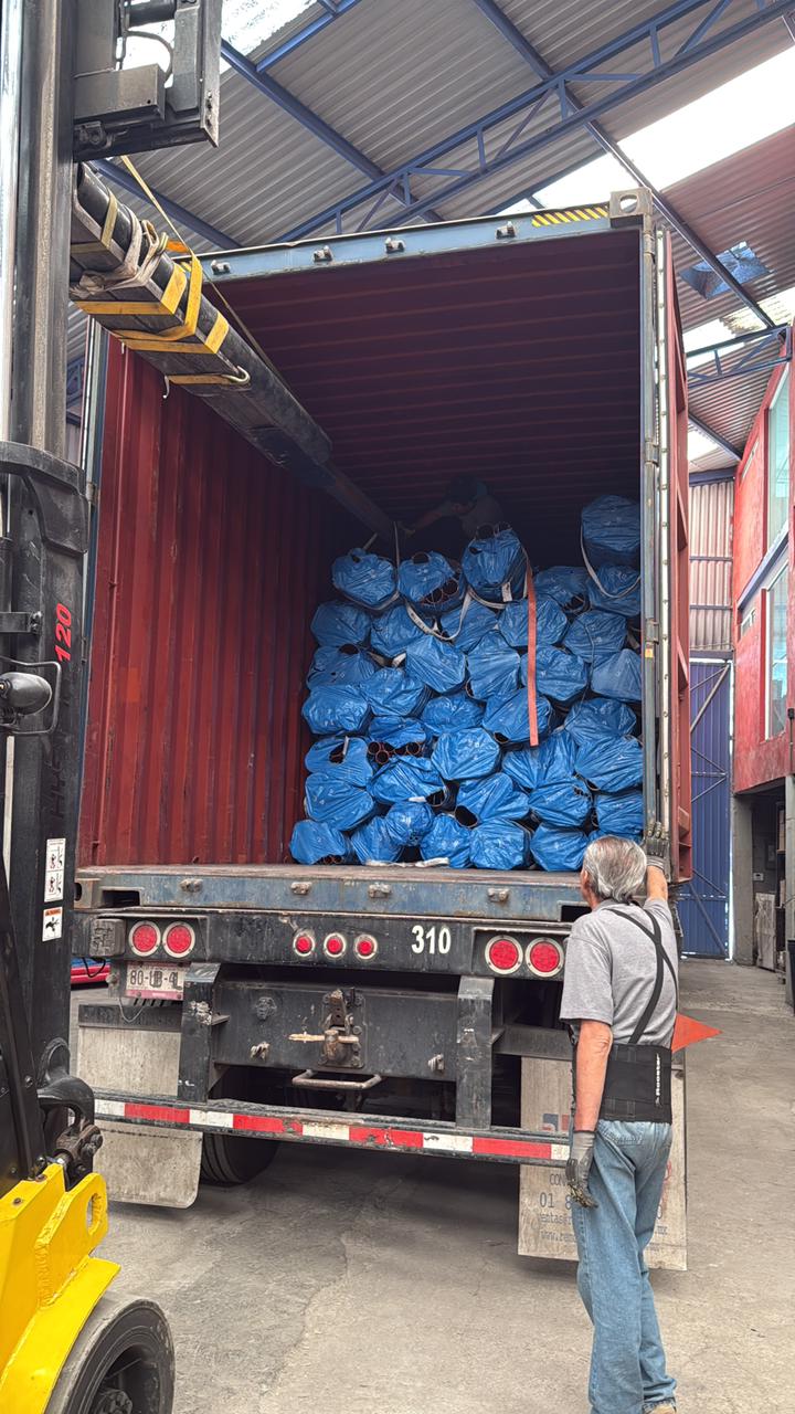 tuber&iacute;a de acero del fuego