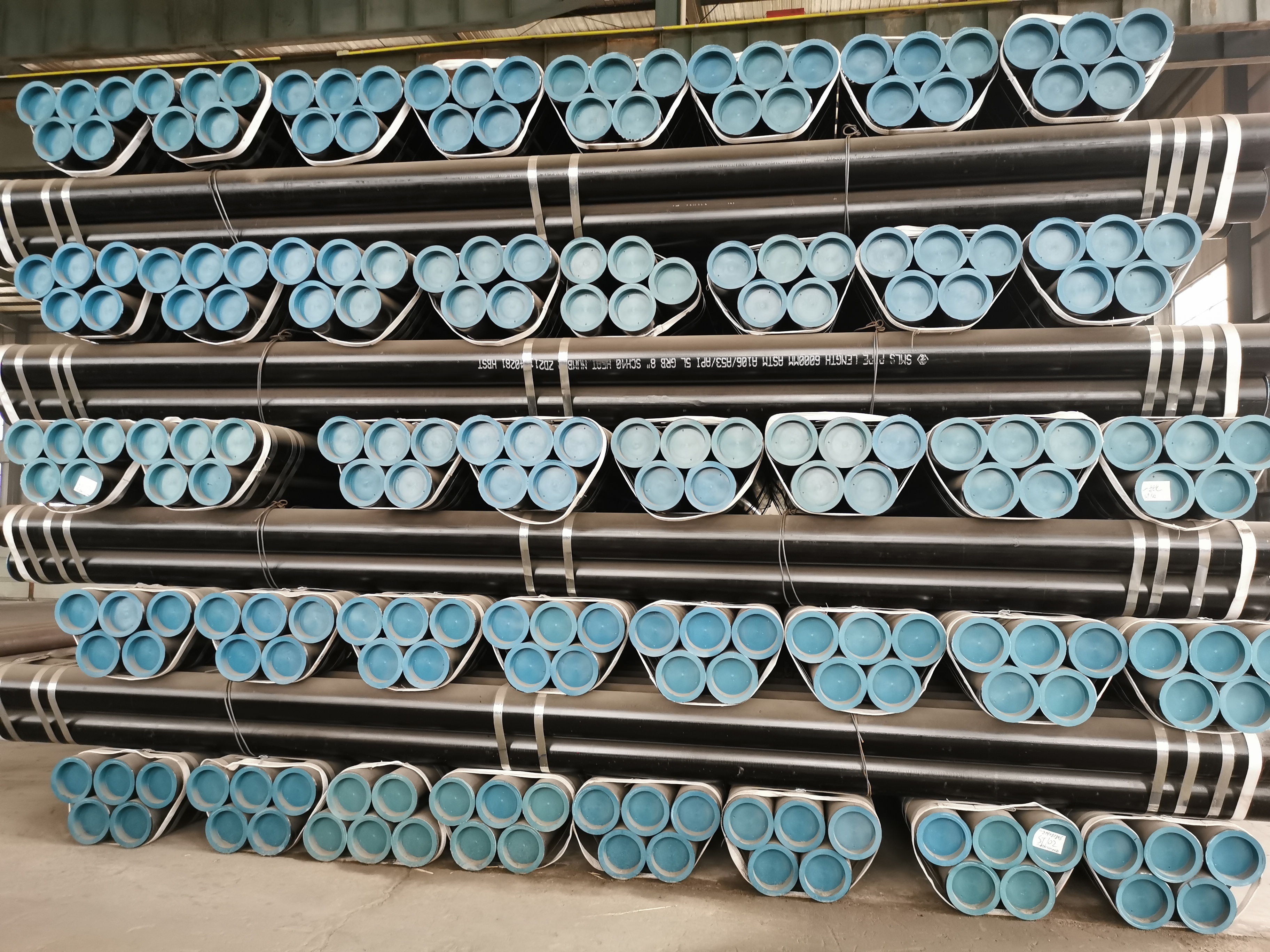 Proceso de pintura de tubería sin costura de acero negro